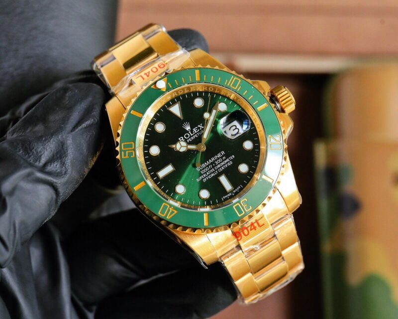 Rolex Submariner Gold 3