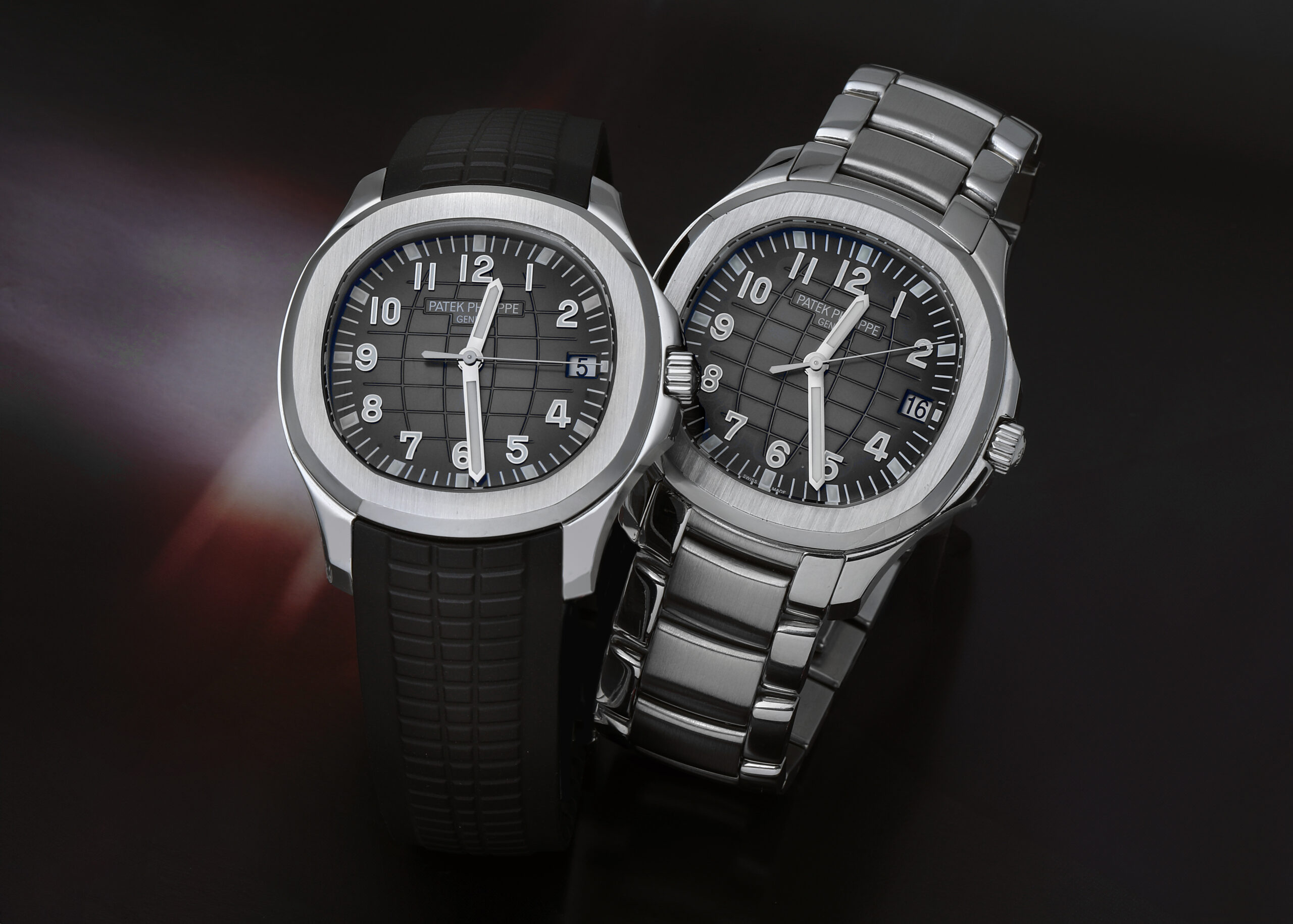 Aquanaut rubber strap vs bracelet replica comparison